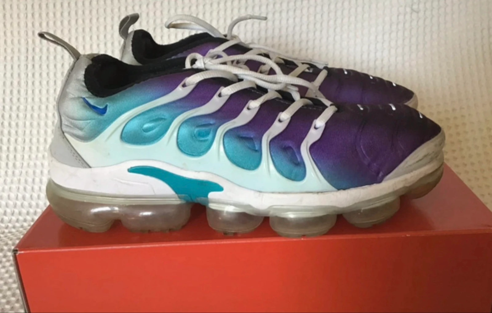 Jolie Nike Air Vapormax Plus – Dégradé Violet & Turquoise – T.44 – photo 2